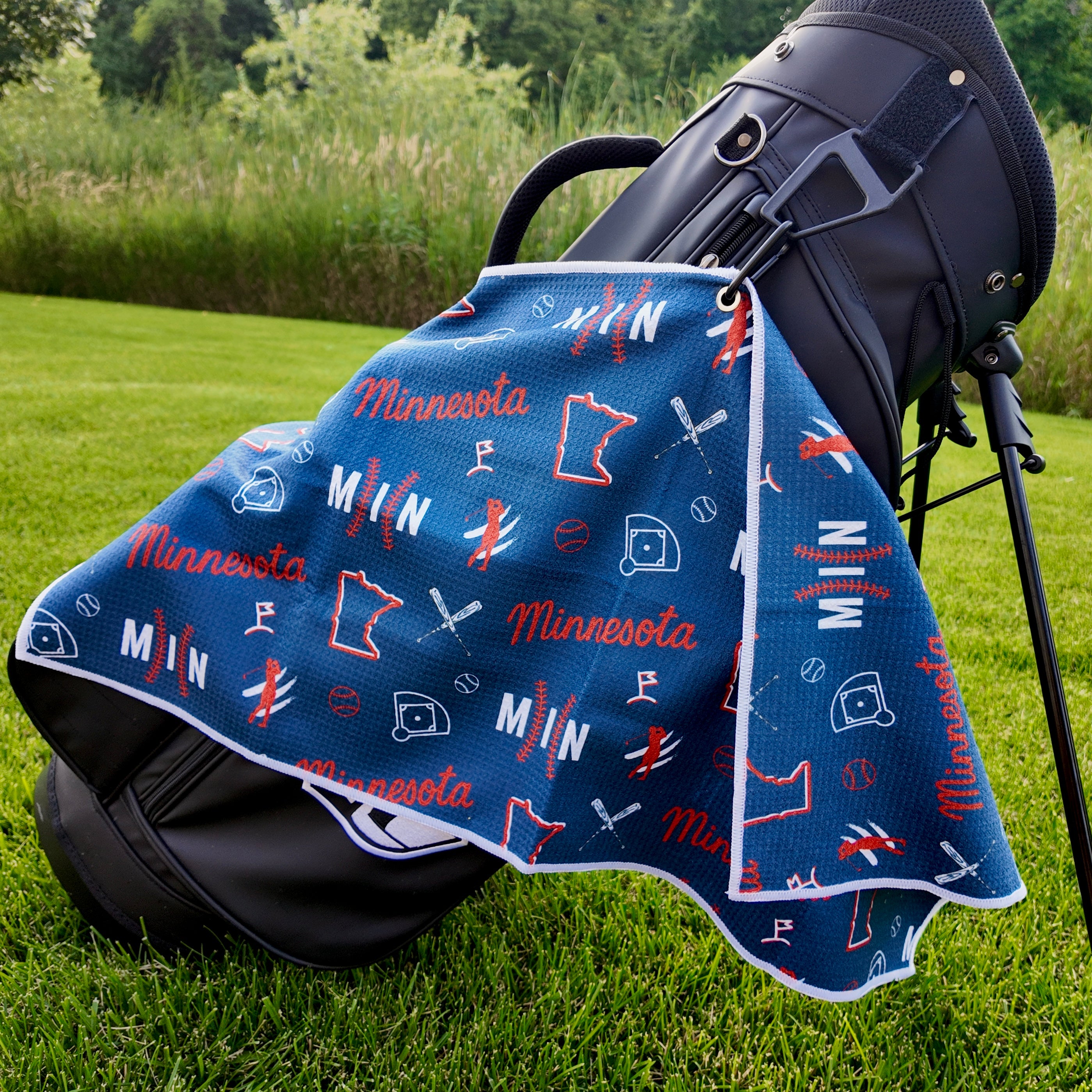 Minnesota Twins Golf Towel | Baseball Golf Gift – Pin Hunters Golf Co.